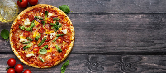 Low Carb Pizza mit Flohsamenschalen-Boden