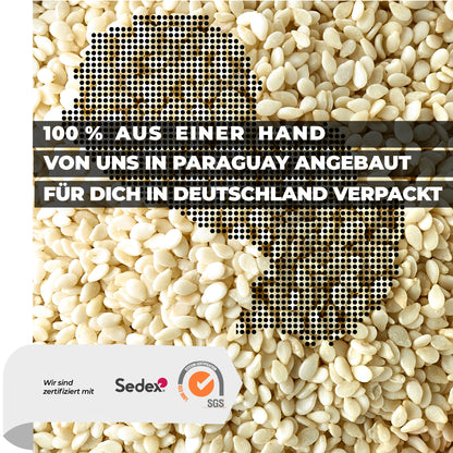 Weiße Sesamkörner in Nahaufnahme – naturbelassener Sesam